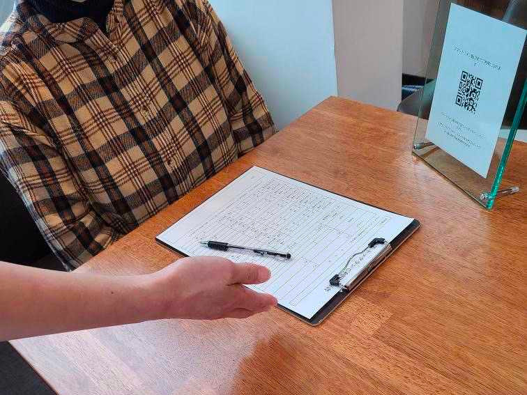 カフェ作業風景2